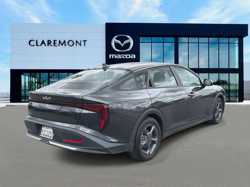 Used 2025 Kia K4 FWD image 5