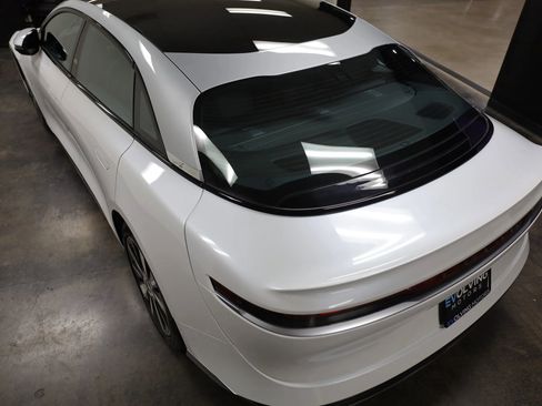 Used 2022 Lucid Air Grand Touring image 15