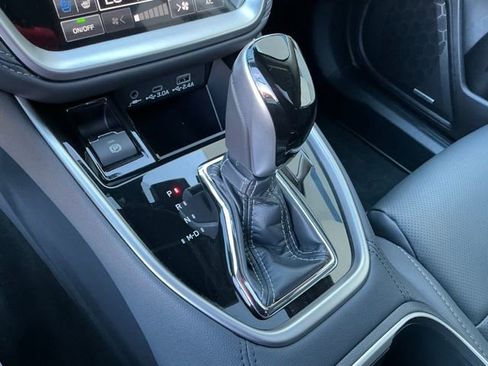 Certified 2025 Subaru Outback Touring image 21