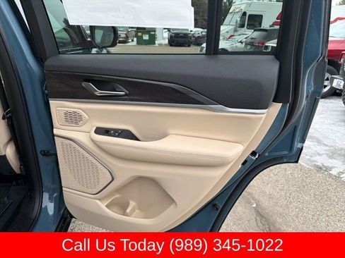 New 2026 Jeep Grand Cherokee Limited w/ Trailer Tow Package AWD/4WD image 37