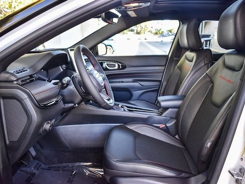 New 2026 Jeep Compass Trailhawk image 12