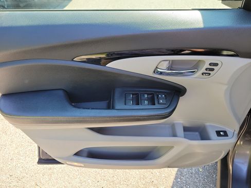 Used 2019 Honda Ridgeline RTL-E image 19