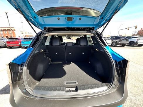 New 2025 Nissan Kicks SR image 10