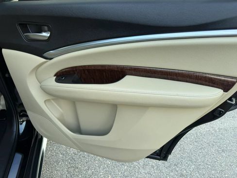 Used 2017 Acura MDX SH-AWD w/ Technology Package image 19