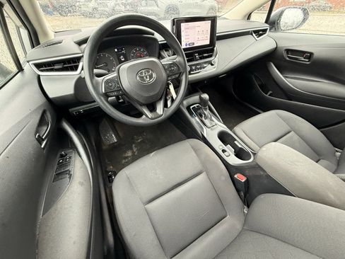 Used 2024 Toyota Corolla LE image 13
