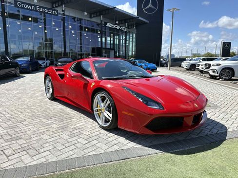 Used 2018 Ferrari 488 Spider RWD image 7