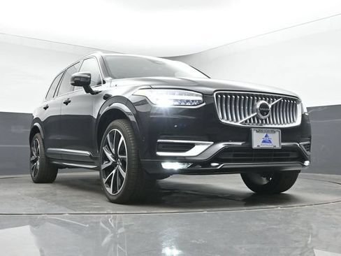 Used 2024 Volvo XC90 B6 Ultimate w/ Lounge Package AWD/4WD image 11