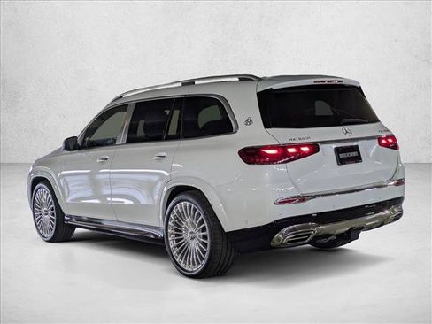 New 2026 Mercedes-Benz Maybach GLS 600 4MATIC image 9