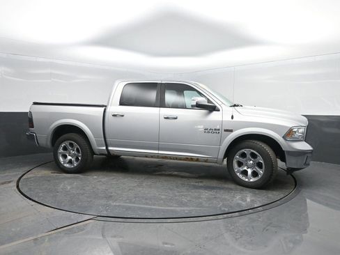 Used 2016 RAM 1500 Laramie image 3