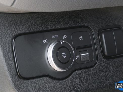 Used 2021 Mercedes-Benz Sprinter 144 Cargo image 15
