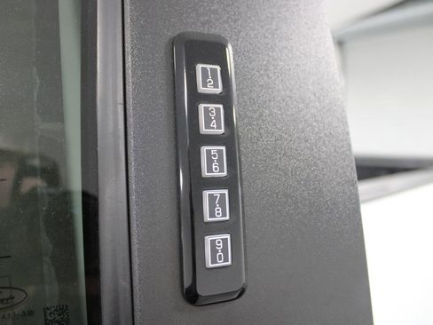 Used 2023 Ford F350 XLT w/ 360-Degree Camera Package image 17