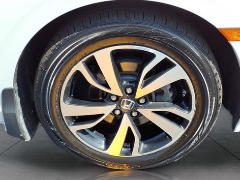 Used 2020 Honda Odyssey Elite image 32