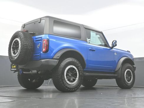 Used 2022 Ford Bronco Outer Banks w/ Sasquatch Package AWD/4WD image 46
