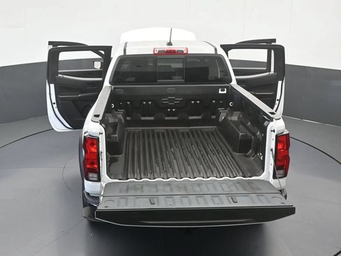 Used 2025 Chevrolet Colorado Trail Boss AWD/4WD image 61
