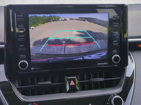 Used 2022 Toyota Corolla LE FWD image 26