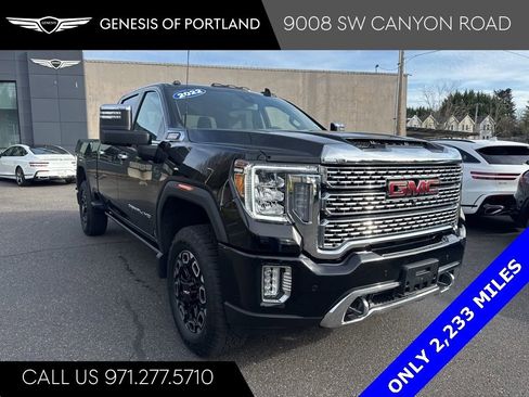 Used 2022 GMC Sierra 2500 Denali AWD/4WD image 1