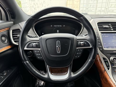 Used 2019 Lincoln Nautilus Reserve w/ Cargo Utility Package image 26