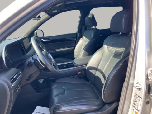 Used 2025 Hyundai Palisade Calligraphy image 11