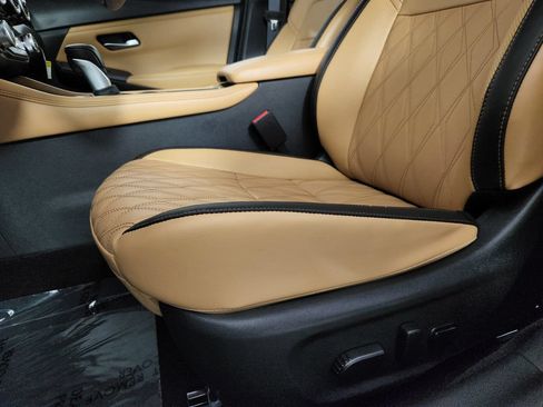 Certified 2025 Nissan Sentra SV w/ SV Premium Package FWD image 13