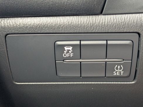 Used 2017 MAZDA MAZDA3 Grand Touring FWD image 21