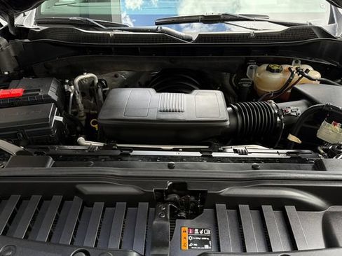 Used 2023 Chevrolet Silverado 1500 ZR2 w/ Technology Package AWD/4WD image 50