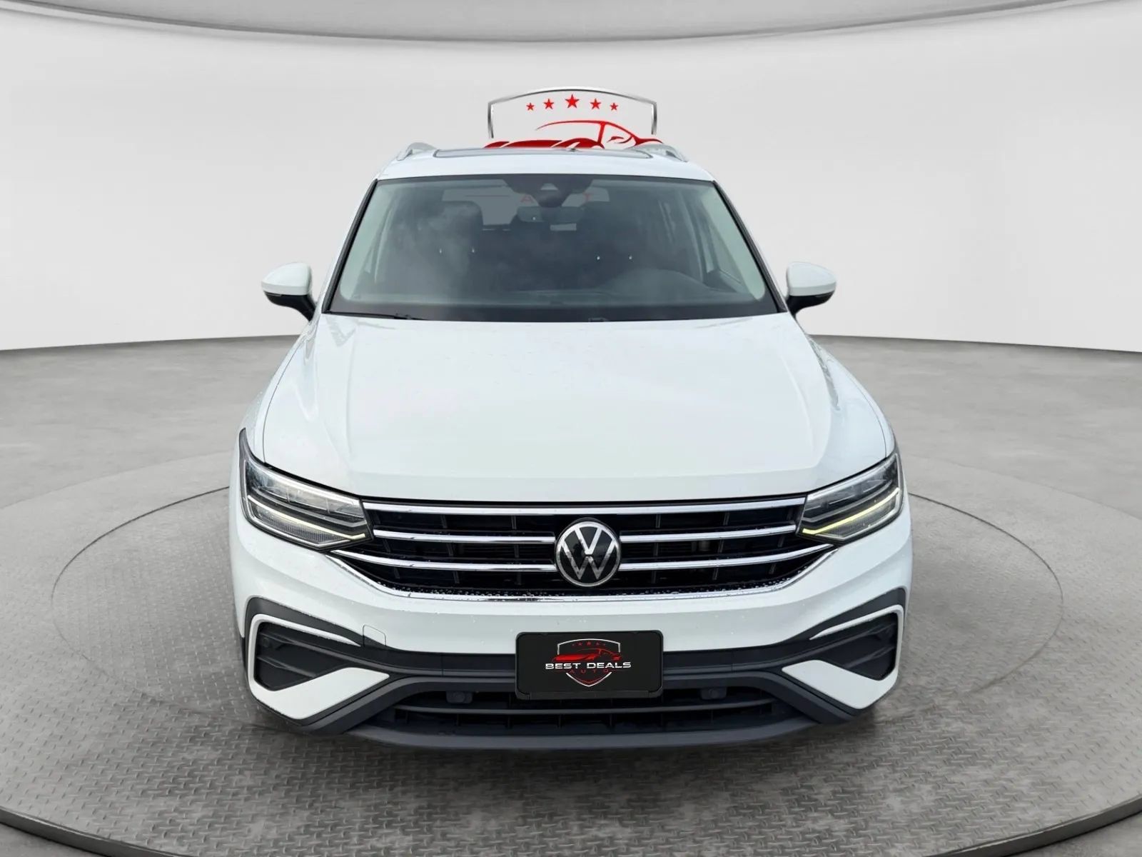 Used 2022 Volkswagen Tiguan SE AWD/4WD image 9