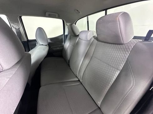 Used 2023 Toyota Tacoma SR5 AWD/4WD image 15