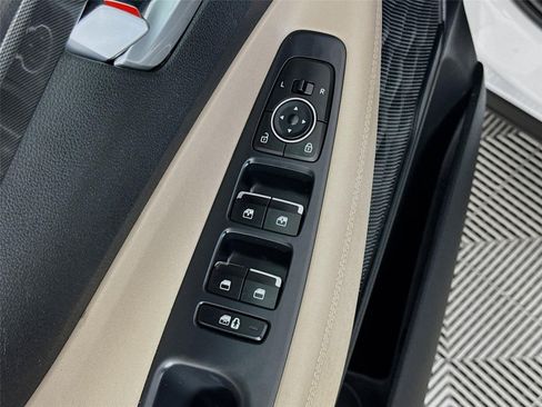 Certified 2023 Hyundai Santa Fe SEL FWD image 19