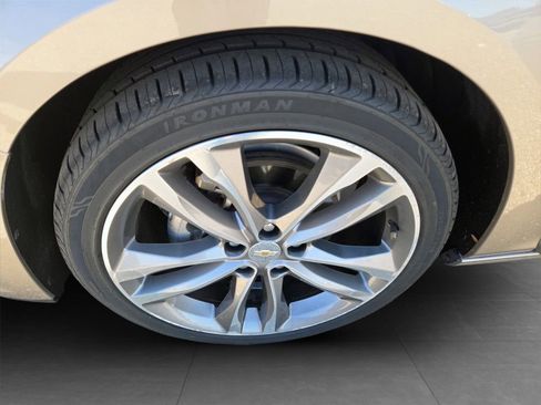 Used 2024 Chevrolet Malibu LT FWD image 35