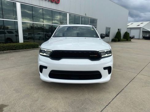 Used 2024 Dodge Durango GT image 2