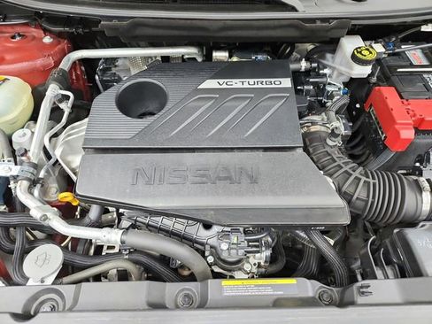 Used 2024 Nissan Rogue SL w/ SL Premium Package image 17