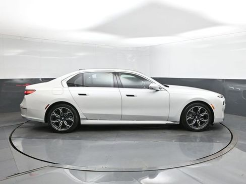 New 2026 BMW i7 eDrive50 w/ Premium Package image 26