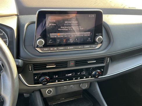 Certified 2023 Nissan Rogue SV w/ SV Premium Package image 9