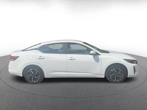 Used 2025 Nissan Sentra SV FWD image 13
