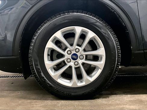 Used 2022 Ford Escape SE w/ Cold Weather Package image 7