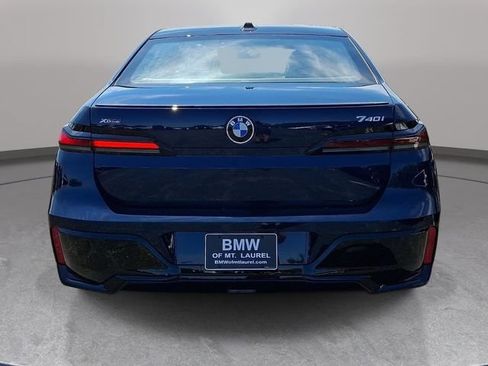 New 2026 BMW 740i xDrive w/ Executive Package AWD/4WD image 5