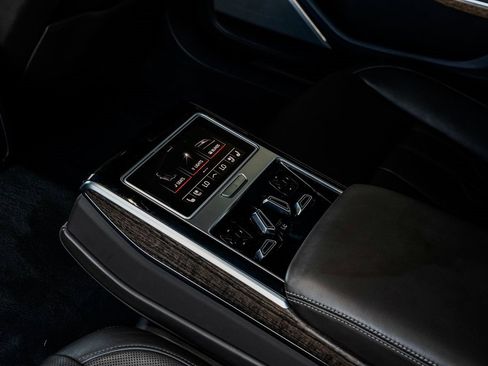 Used 2019 Audi A8 L 3.0T image 18