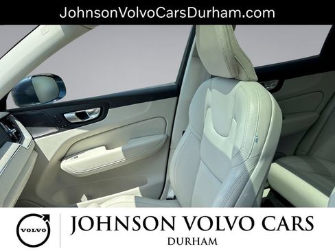 Used 2023 Volvo XC60 B5 Ultimate w/ Protection Package Premier AWD/4WD image 28