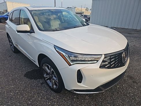 Used 2025 Acura RDX w/ Technology Package image 3