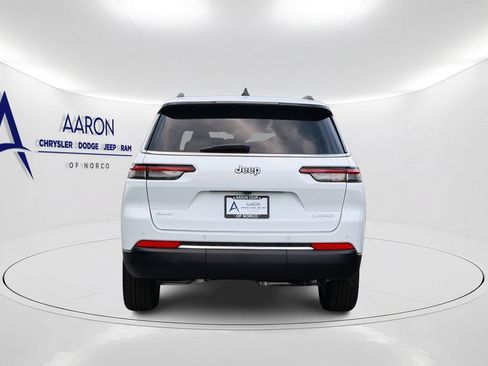New 2026 Jeep Grand Cherokee L 4WD image 3