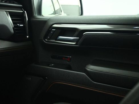 Used 2023 GMC Sierra 1500 AT4 w/ AT4 Preferred Package AWD/4WD image 43