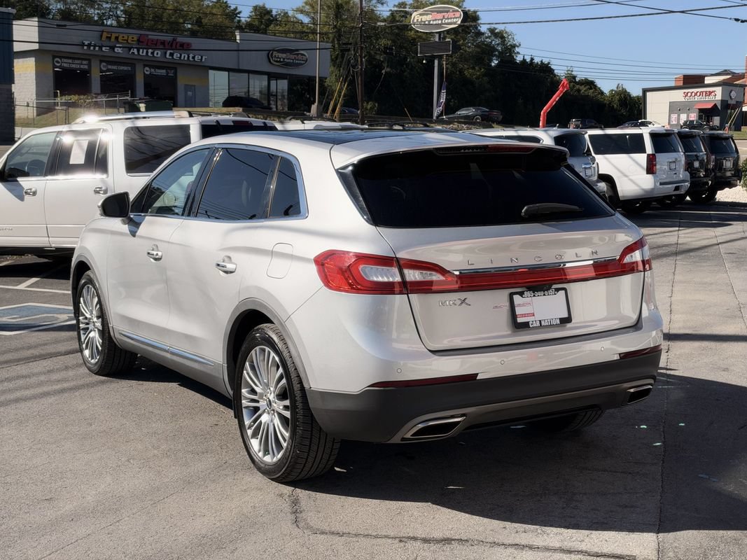 Used 2018 Lincoln MKX Reserve FWD image 4