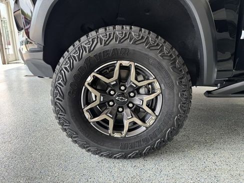 New 2025 Chevrolet Colorado ZR2 w/ Technology Package image 27