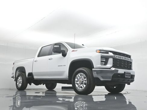 Used 2023 Chevrolet Silverado 2500 LT image 47