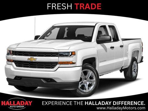 Used 2019 Chevrolet Silverado 1500 Custom w/ Custom Convenience Package AWD/4WD image 1
