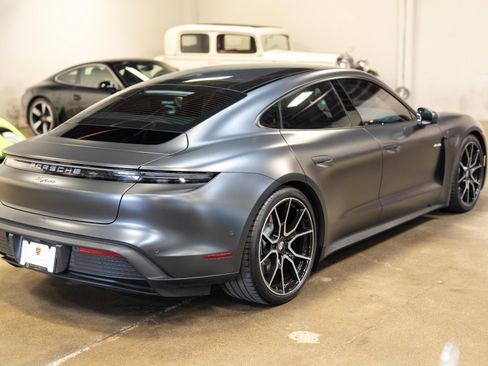 Used 2025 Porsche Taycan RWD image 11