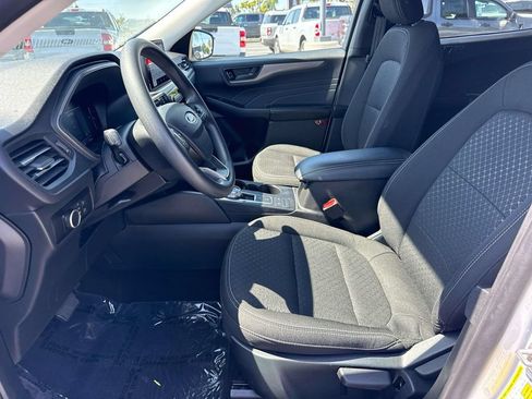 Certified 2025 Ford Escape Active FWD image 24