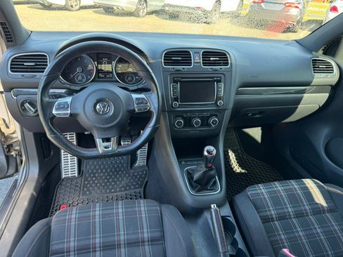 Used 2011 Volkswagen GTI 4-Door FWD image 13