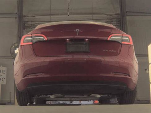 Used 2022 Tesla Model 3 Long Range image 9