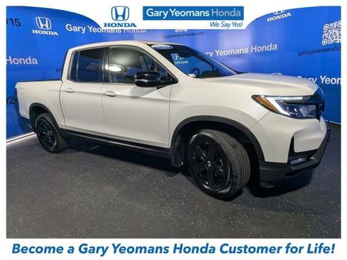Certified 2023 Honda Ridgeline Black Edition image 1